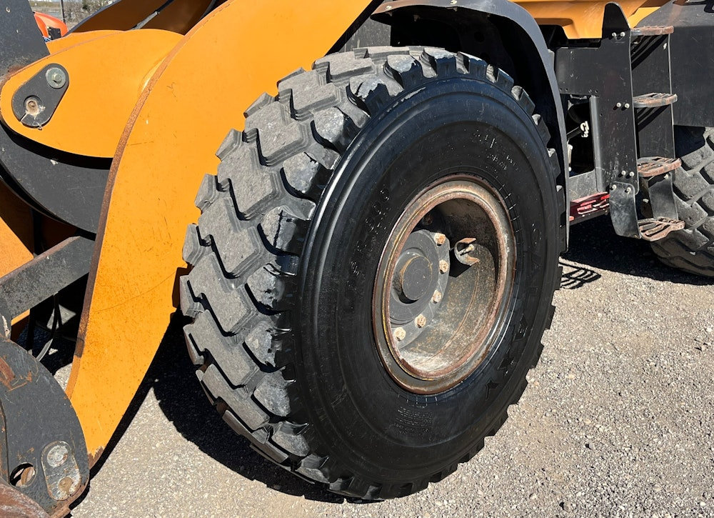 2019 CASE 621G ARTICULATING WHEEL LOADER TRACTOR HYD. QC CAB AC 4WD - Inventory #90125 - Image 16