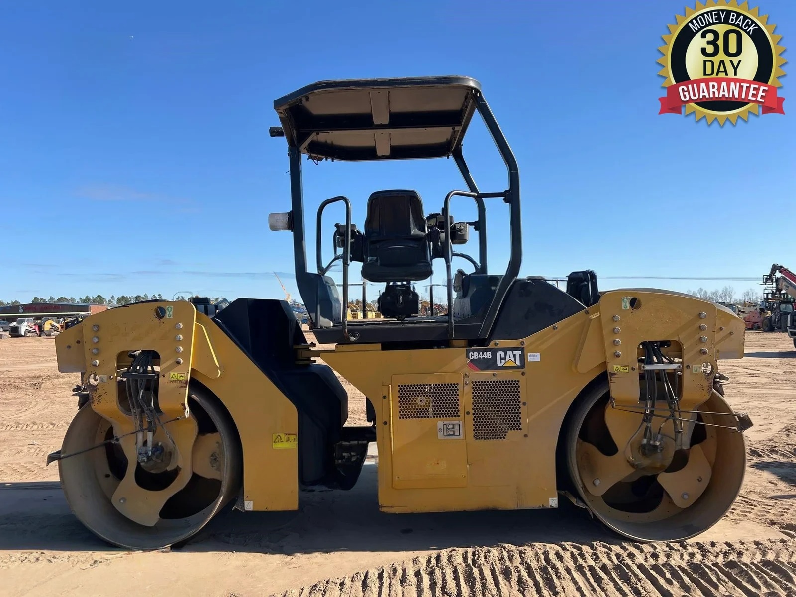 2016 CATERPILLAR CB44B - Inventory #69328