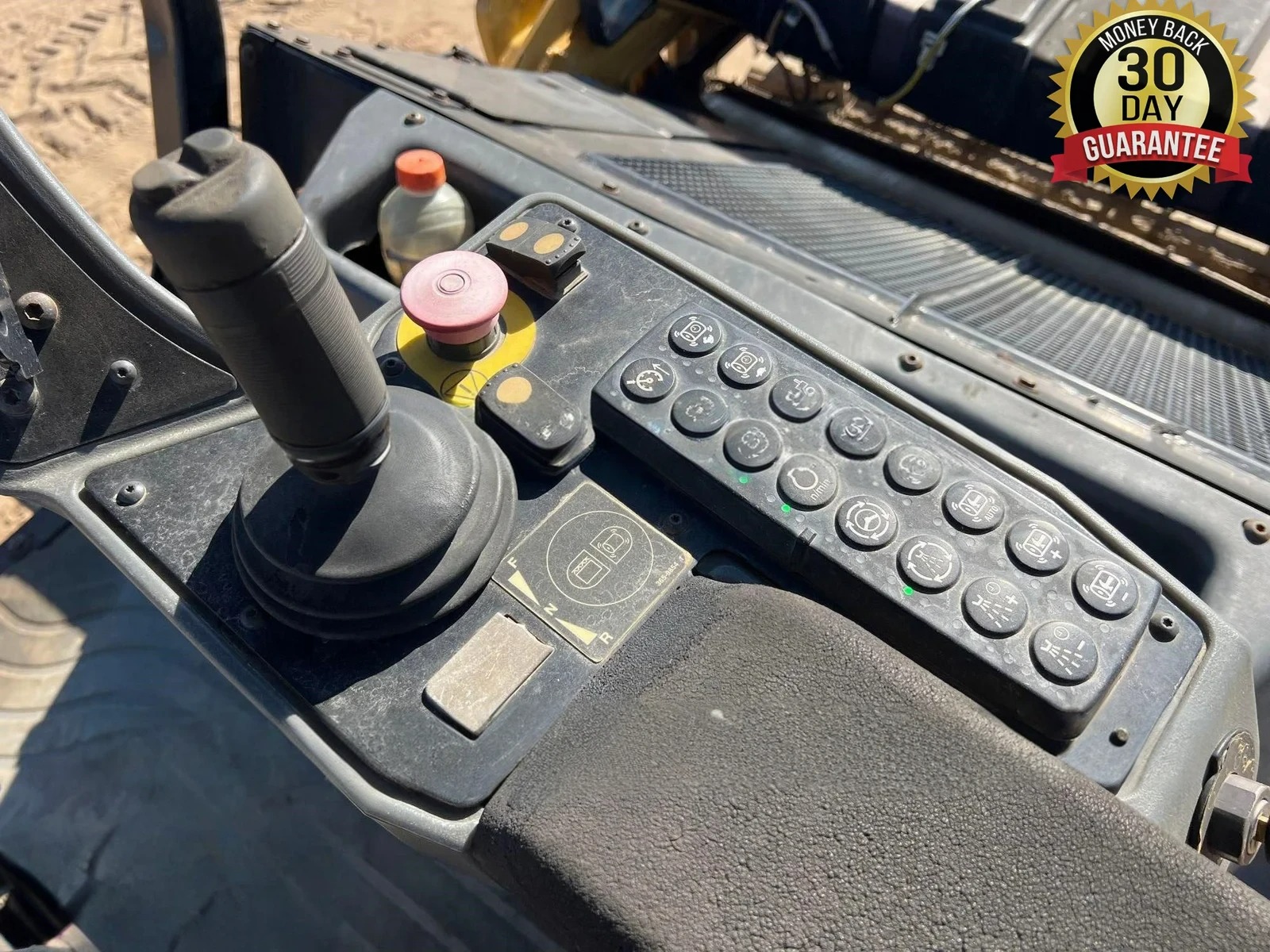 2016 CATERPILLAR CB44B - Inventory #69328 - Image 2