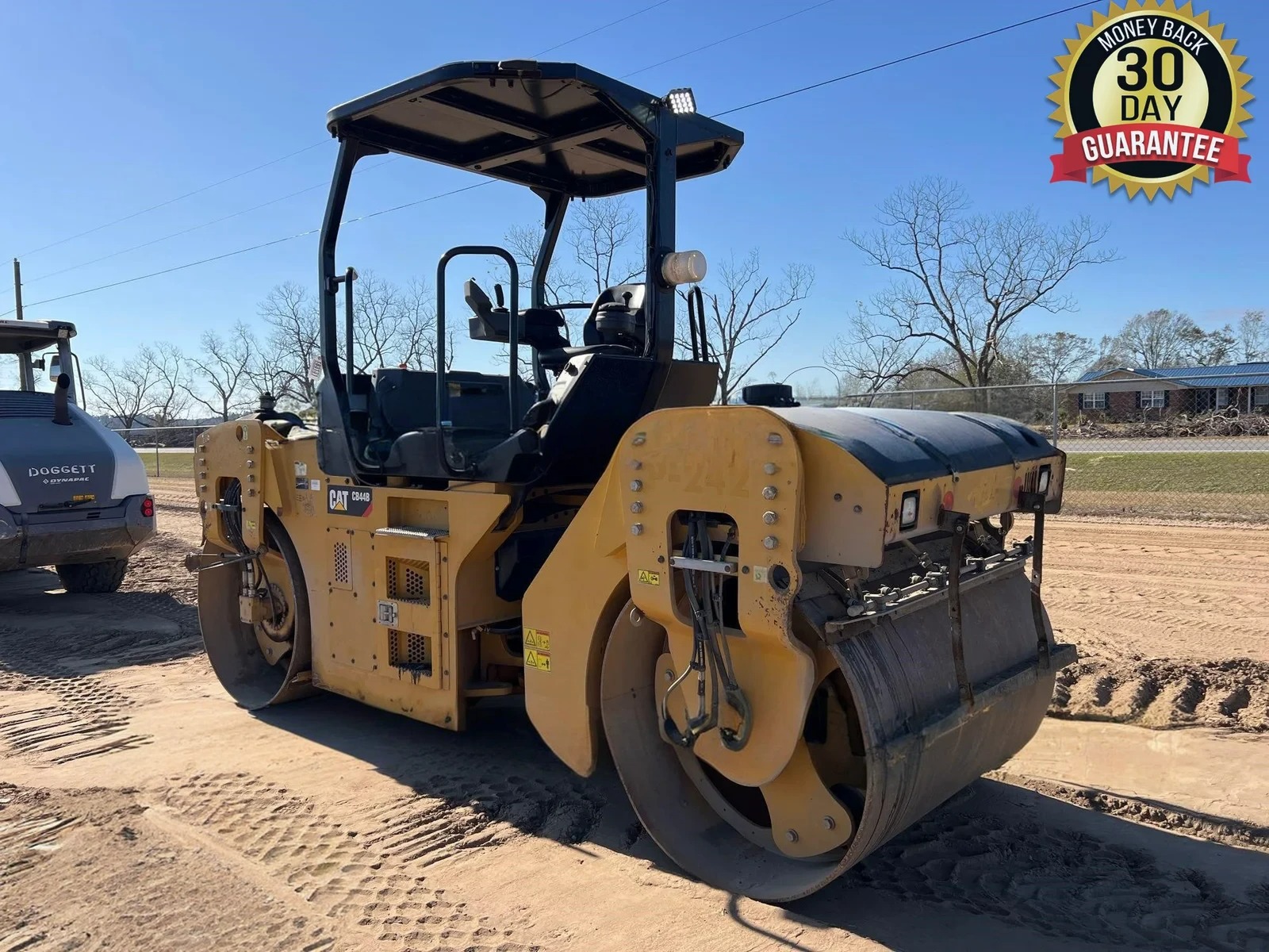 2016 CATERPILLAR CB44B - Inventory #69328 - Image 17