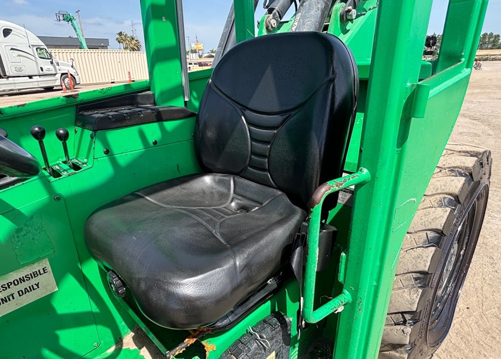 2016 SKYTRAK 8042 42' 8,000 LBS TELESCOPIC REACH FORKLIFT TELEHANDLER - Inventory #67520 - Image 10