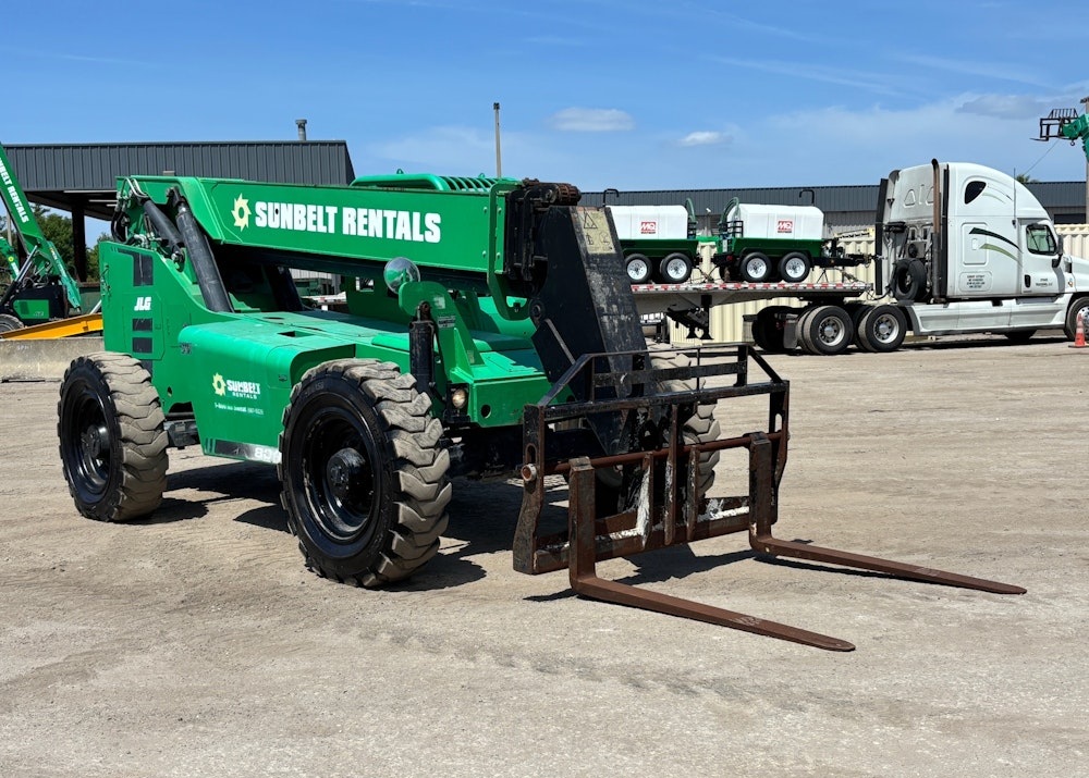 2016 SKYTRAK 8042 42' 8,000 LBS TELESCOPIC REACH FORKLIFT TELEHANDLER - Inventory #67520 - Image 3