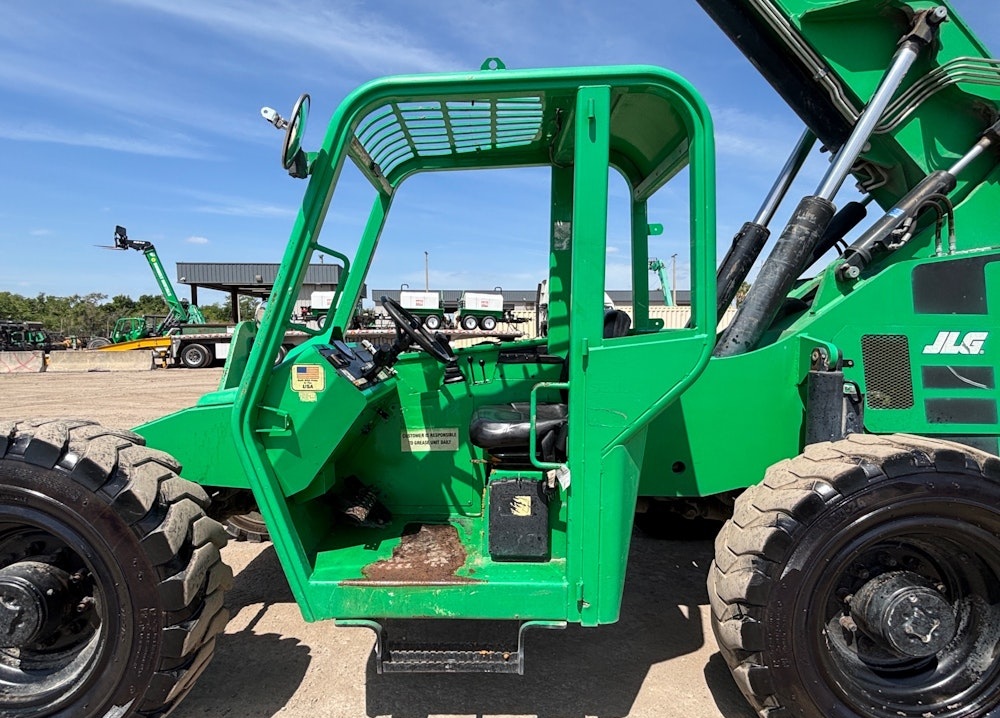 2016 SKYTRAK 8042 42' 8,000 LBS TELESCOPIC REACH FORKLIFT TELEHANDLER - Inventory #67520 - Image 6
