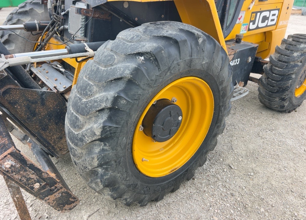 2019 JCB 930 6,000 LBS ROUGH TERRAIN FORKLIFT ENCLOSED CAB LIFT TRUCK - Inventory #51237 - Image 4