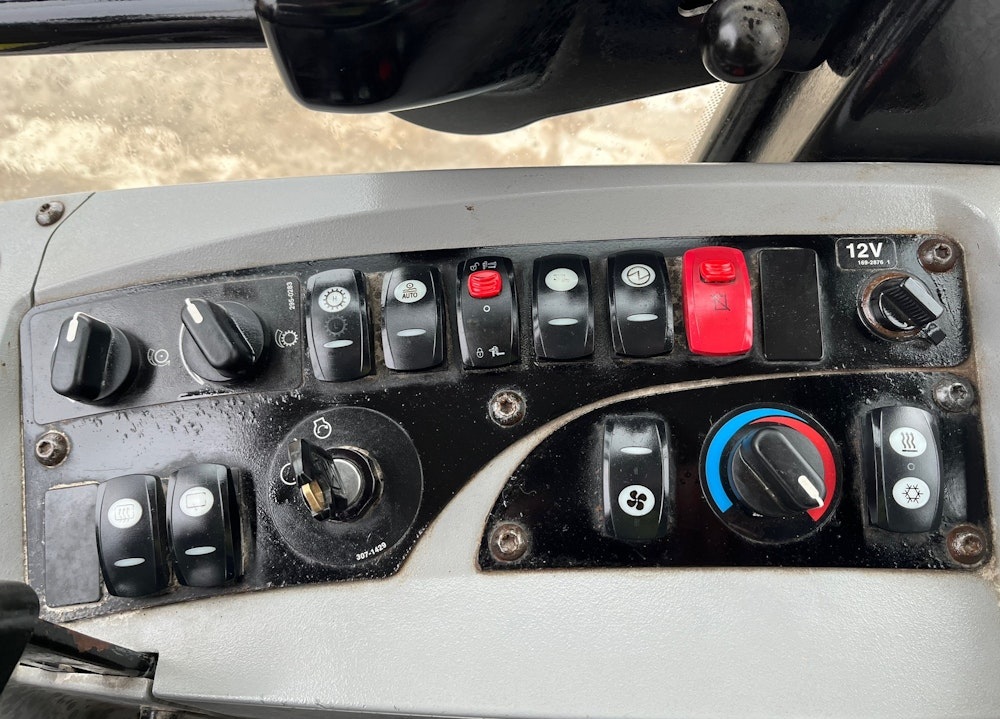 2015 CATERPILLAR 906H2 WHEEL LOADER TRACTOR AC CAB AUX HYD - Inventory #93841 - Image 14
