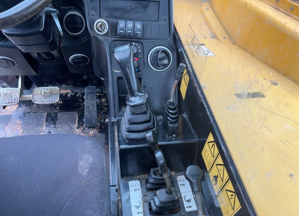 2016 JCB 509-42 42' 9,000 LBS TELESCOPIC REACH FORKLIFT CAB - Inventory #86410 - Image 17