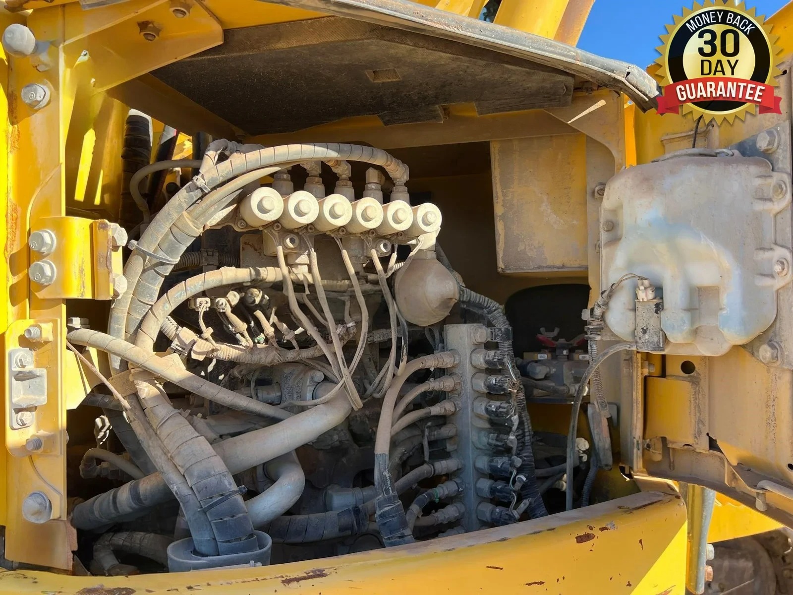 2016 KOMATSU PC228US LC-10 - Price: Inventory #84529 - Image 14