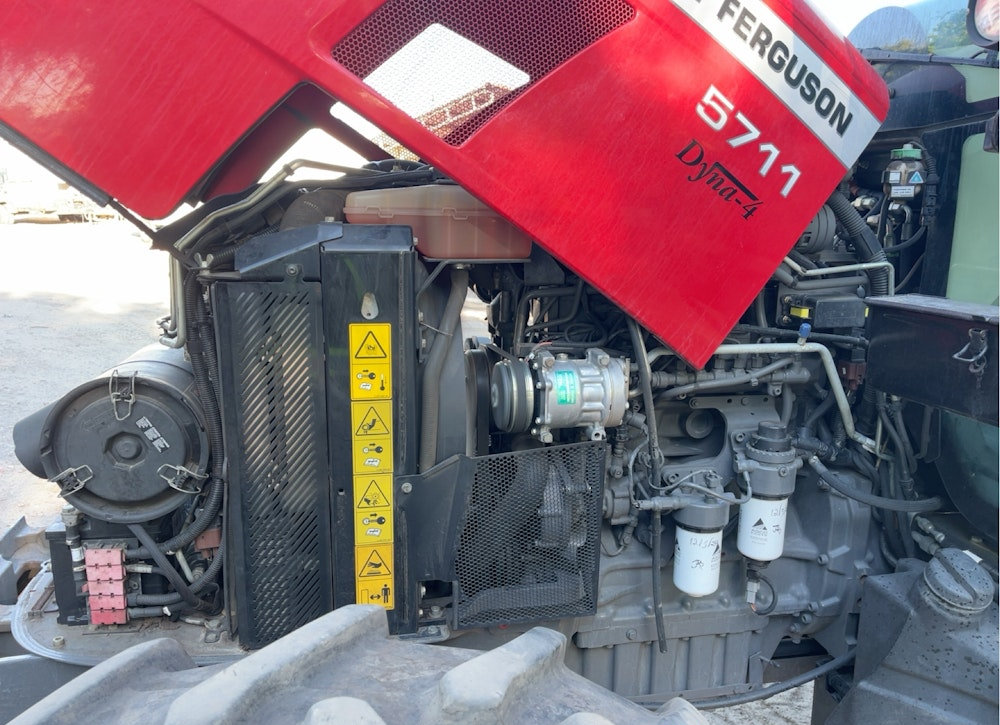 2021 MASSEY FERGUSON MF 5711 4WD DIESEL TRACTOR UTILITY AG FARM - Inventory #56270 - Image 16