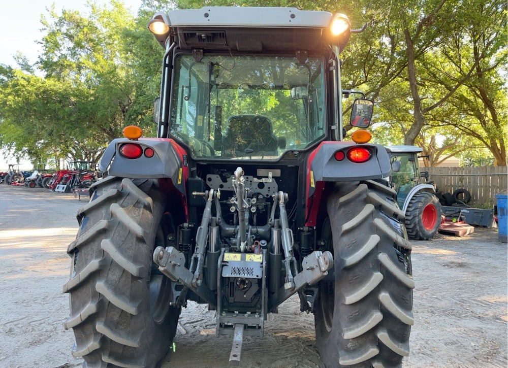 2021 MASSEY FERGUSON MF 5711 4WD DIESEL TRACTOR UTILITY AG FARM - Inventory #56270 - Image 7