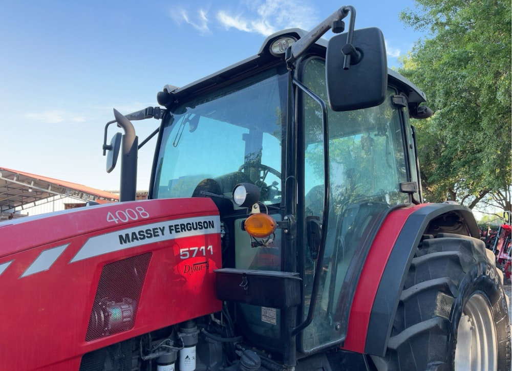 2021 MASSEY FERGUSON MF 5711 4WD DIESEL TRACTOR UTILITY AG FARM - Inventory #56270 - Image 9