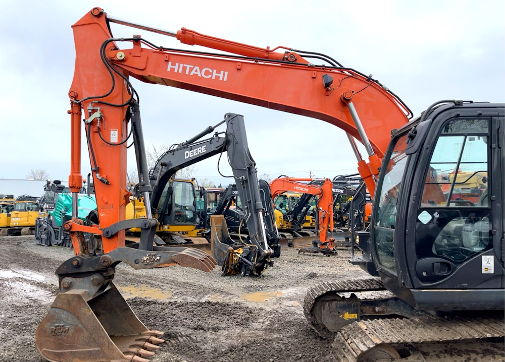 2016 HITACHI ZX135US-5N EXCAVATOR TRACKHOE CAB AUX HYD THUMB QC - Inventory #47628 - Image 3
