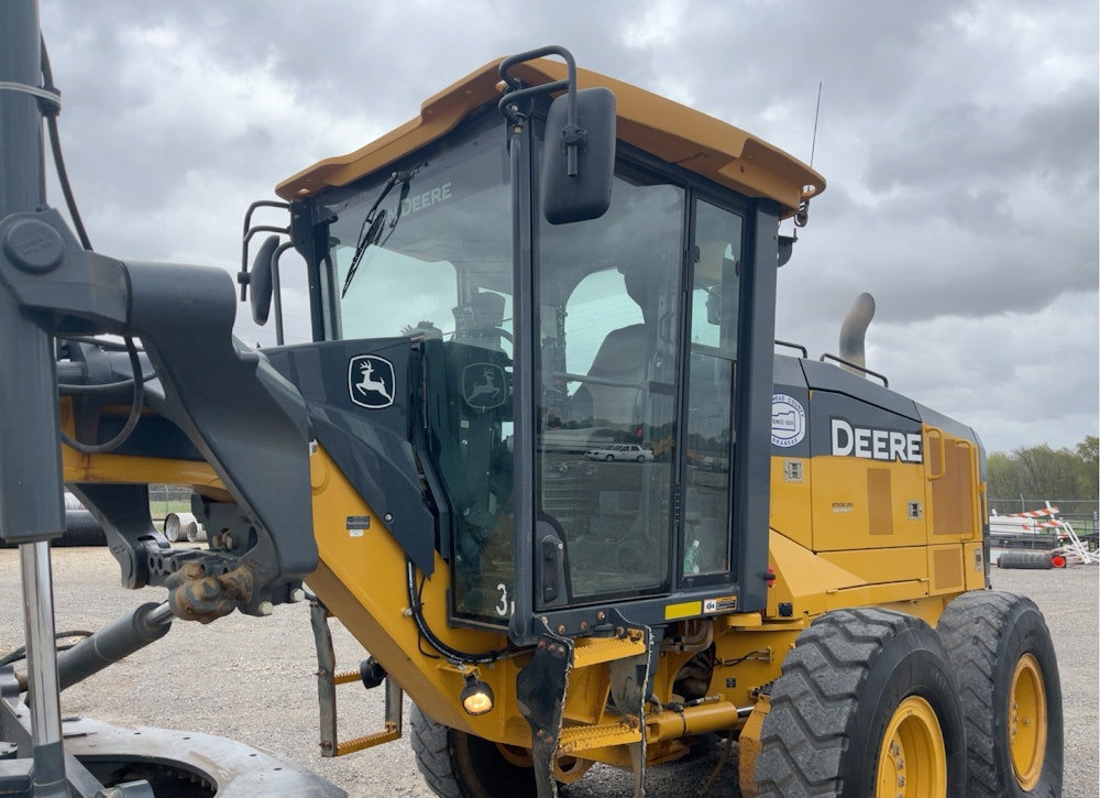2017 JOHN DEERE 670GP 4WD MOTOR GRADER TRACTOR ROAD 14' MB AC CAB PB - Inventory #35279 - Image 8