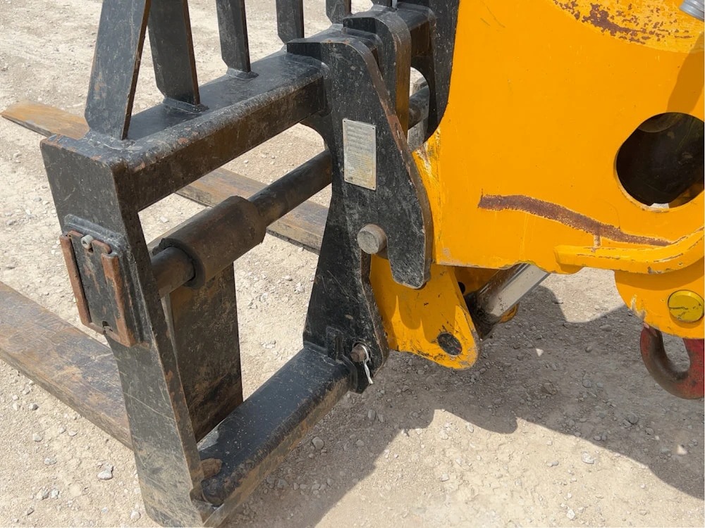 2017 JCB 512-56 56' 12000 LBS TELESCOPIC REACH FORKLIFT CAB TELEHANDLER - Inventory #62037 - Image 7