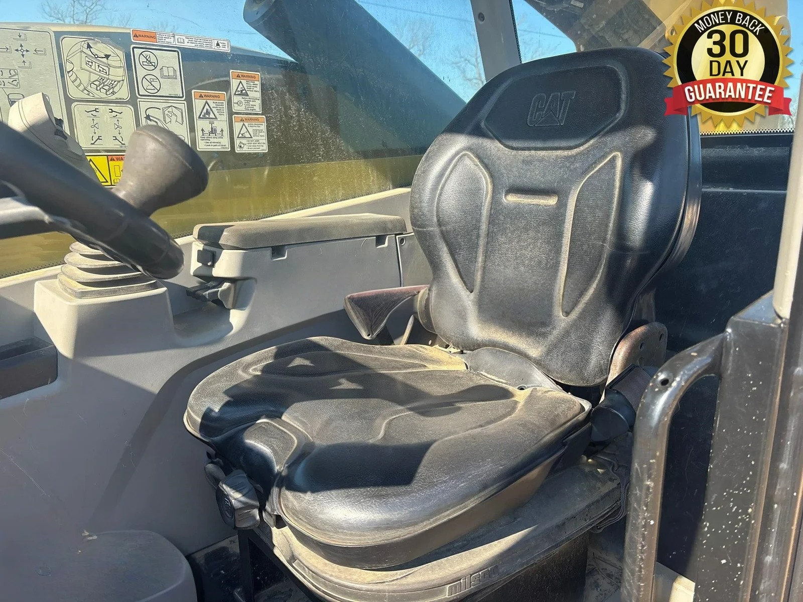 2018 CATERPILLAR TL943D - Inventory #71082 - Image 2