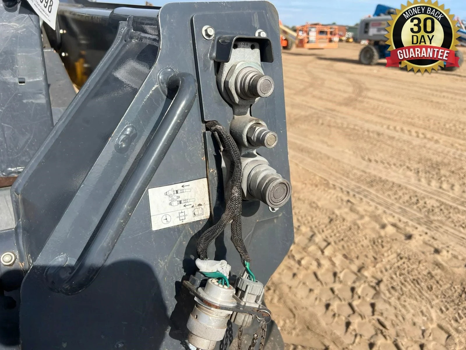 2018 DEERE 324E - Inventory #83420 - Image 11