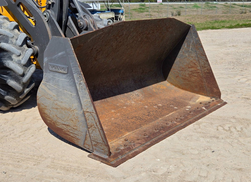 2020 VOLVO L70H ARTICULATING WHEEL LOADER TRACTOR CAB HYD QC 108 - Inventory #38149 - Image 12