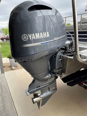 2022 BENNINGTON MARIN 23SXSB TRITOON -  - Image 7