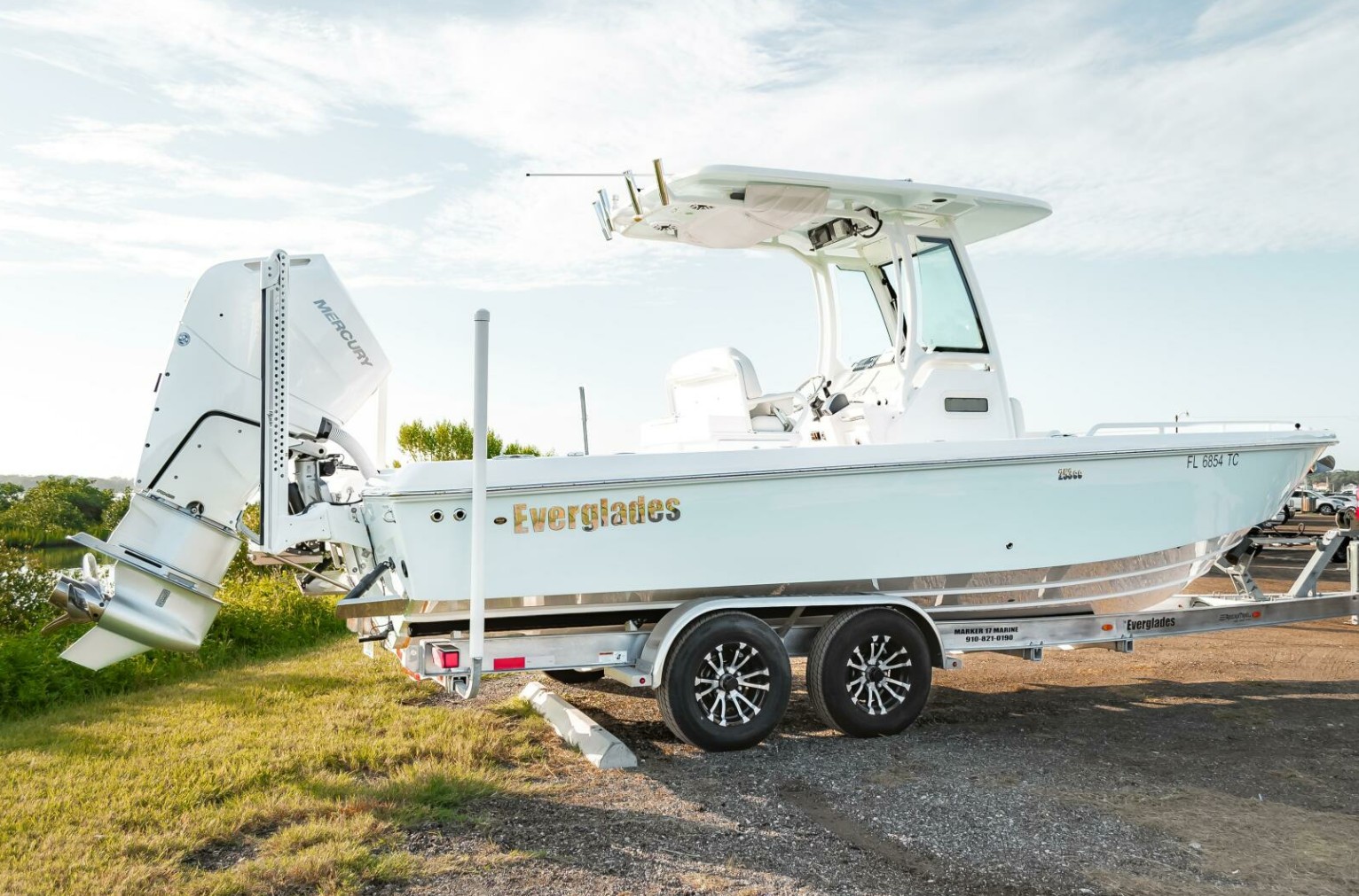 Opportunity - 2022 EVERGLADES 253CC BOAT - Inventory #43962 - Image 2